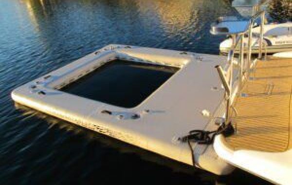 Понтон бассейн для яхты