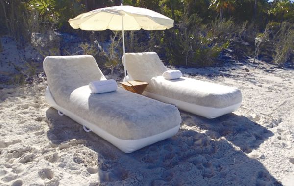 Пляжный надувной лежак